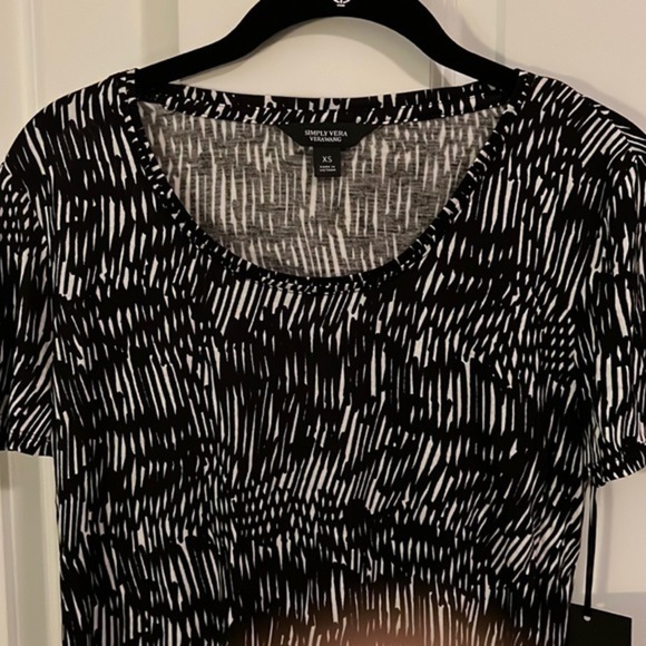 NWT Simply Vera Vera Wang Print Scoopneck Blouse Women’s XS Black Abstract - Picture 2 of 10